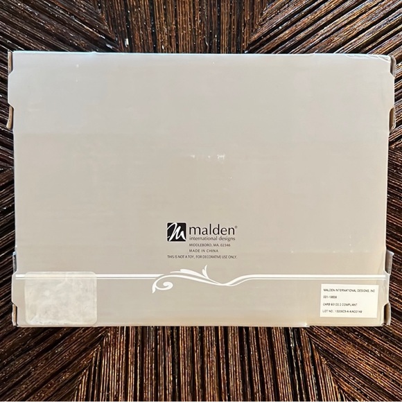 NWT Malden Black Frame with Live Love Laugh Text - Picture 3 of 5